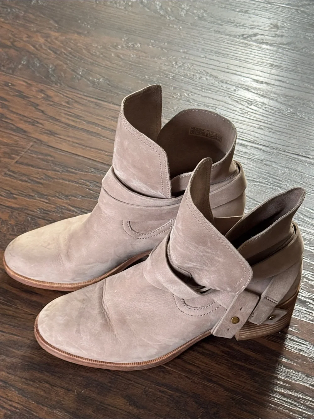 UGG Women's Suede Ankle Boots in Taupe Gray